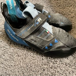 Scarpa VSR size 42EU/ 9 mens